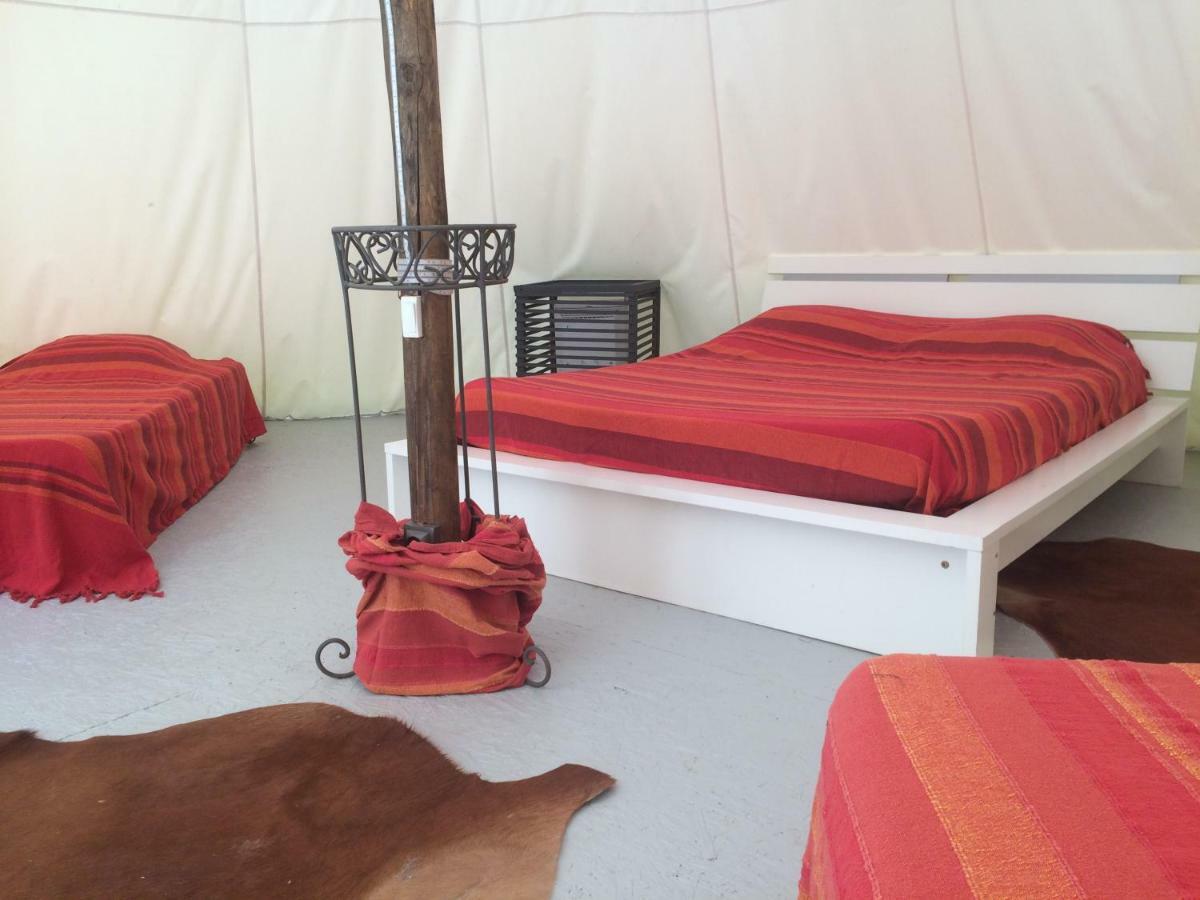 Tipi Au Logis De L'Espoir 호텔 Jauldes 외부 사진